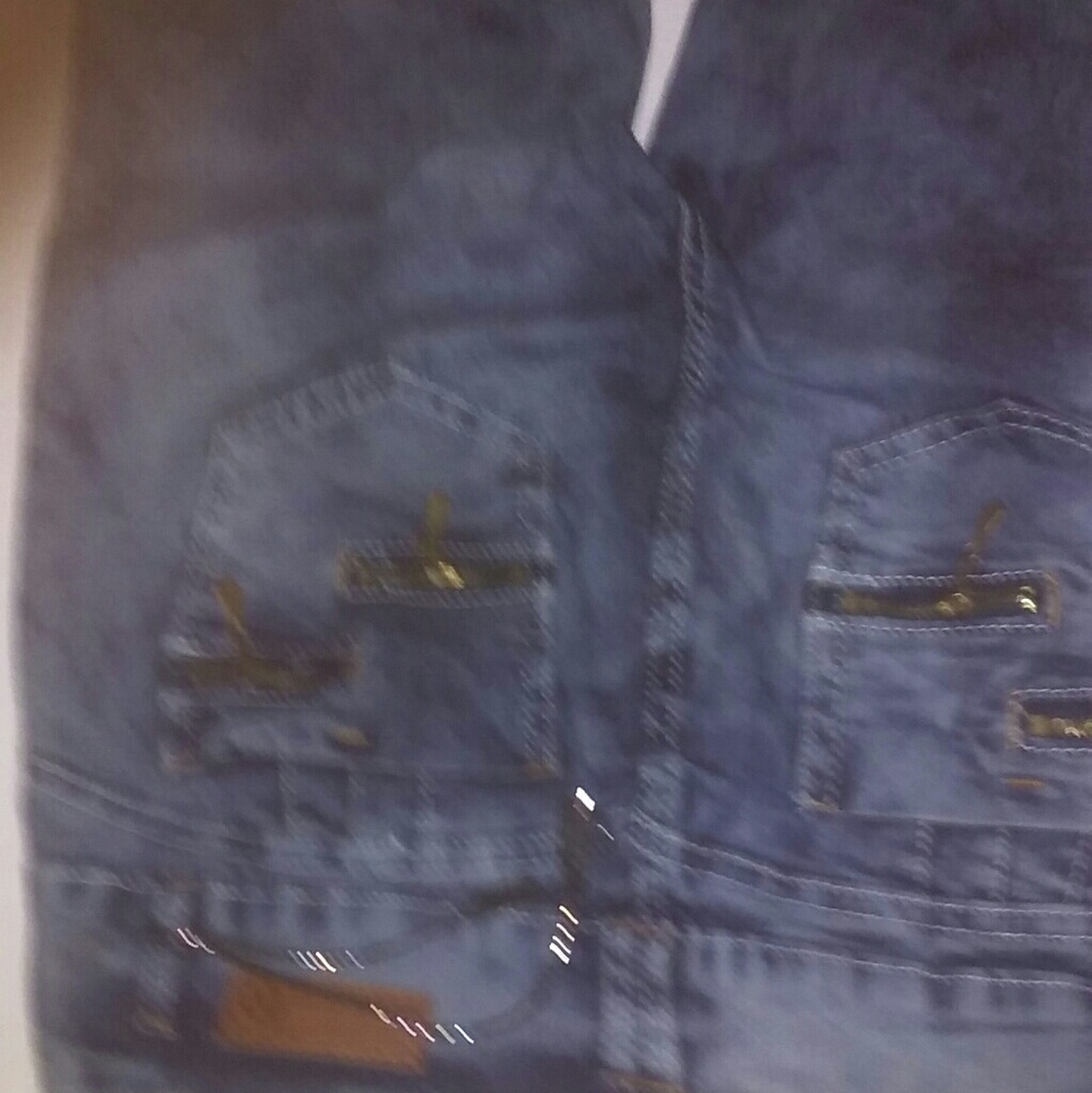 Short - Picture 2 of 2